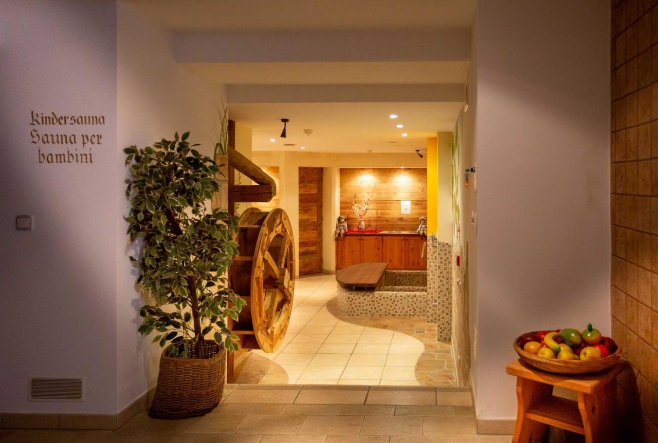 Hotel Martinerhof Сан-Лоренцо-ди-Себато Экстерьер фото