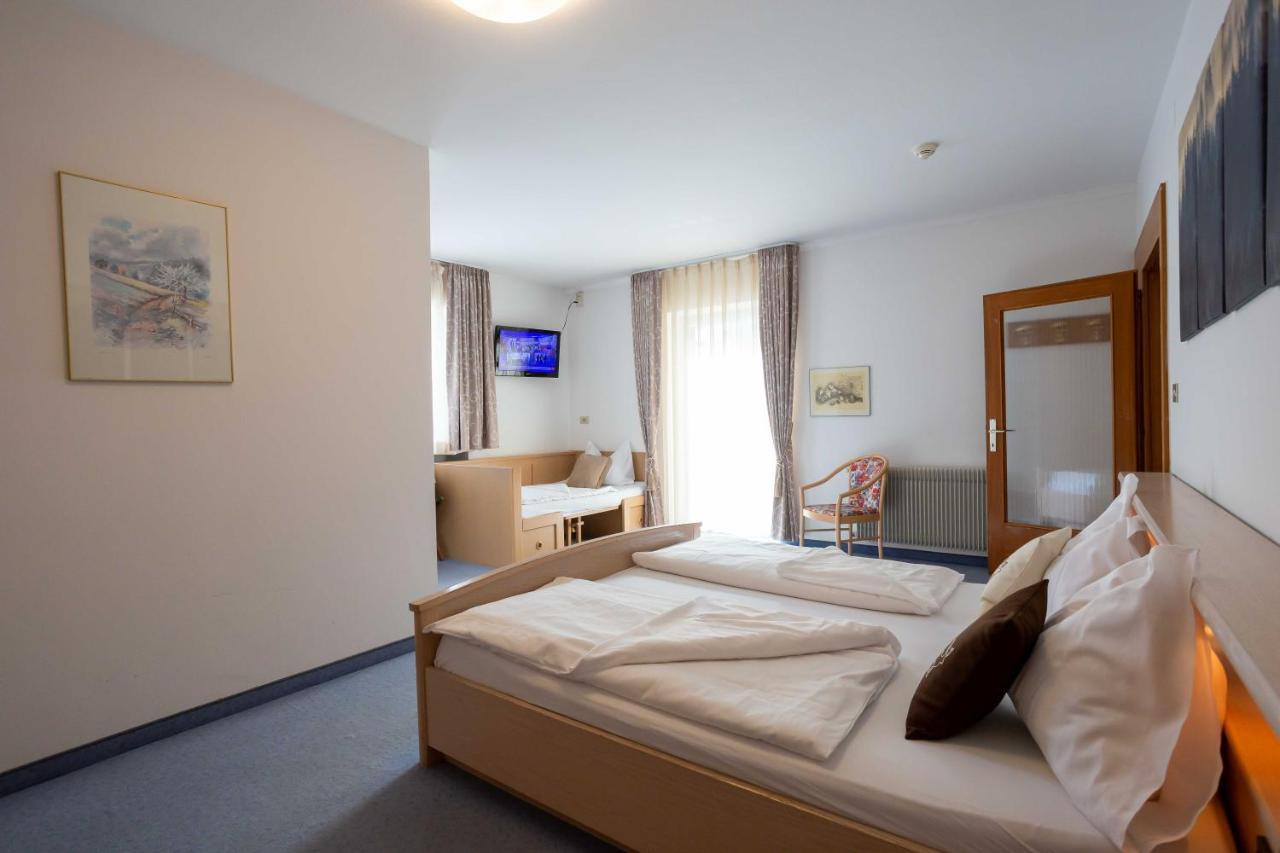 Hotel Martinerhof Сан-Лоренцо-ди-Себато Экстерьер фото