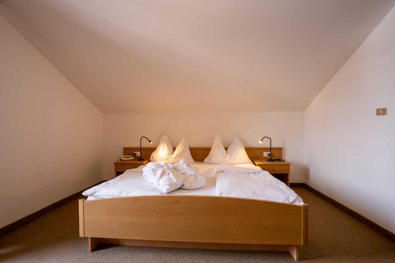 Hotel Martinerhof Сан-Лоренцо-ди-Себато Экстерьер фото
